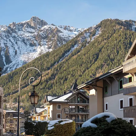 Aparthotel Pierre & Premium La Ginabelle 4*