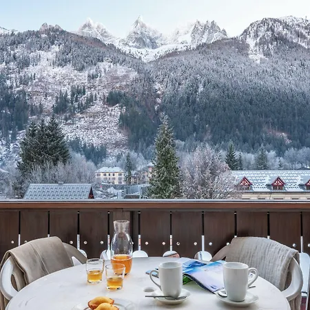Aparthotel Pierre & Premium La Ginabelle 4*