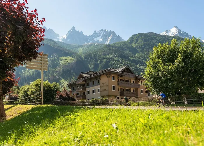 Hotel apartamentowy Pierre & Premium La Ginabelle Chamonix