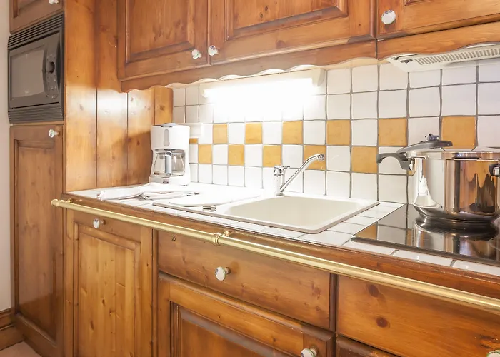 Hotel apartamentowy Pierre & Premium La Ginabelle 4*
