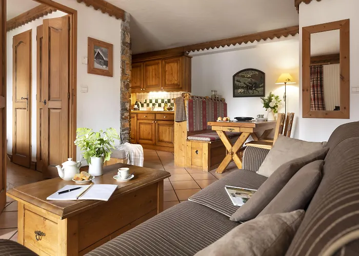 Hotel apartamentowy Pierre & Premium La Ginabelle 4*