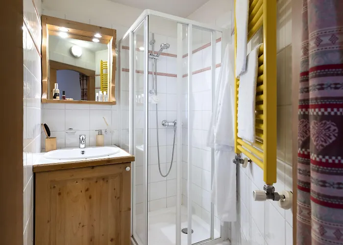 Pierre & Premium La Ginabelle Hotel apartamentowy Chamonix
